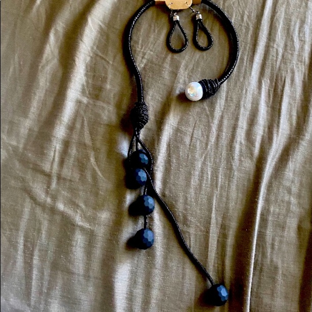 Necklace and earrings set